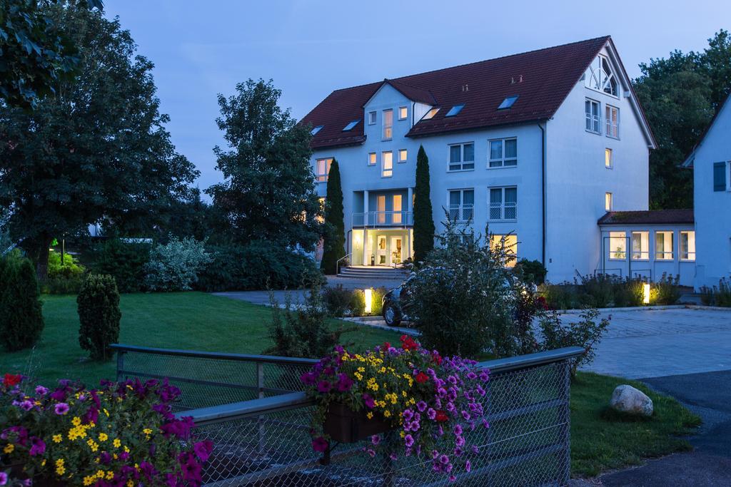 Hotel Gasthaus Adler Bad Waldsee Exterior foto